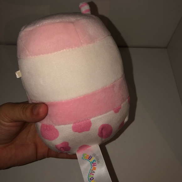 5” strawberry 🍓 milkshake squishmallow - Picture 2 of 2